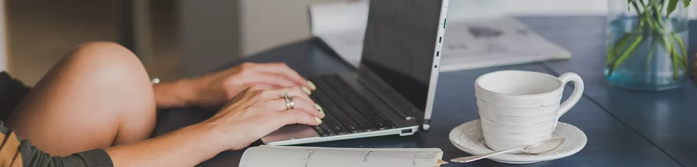 Ergonomia pracy biurowej – najważniejsze zasady 