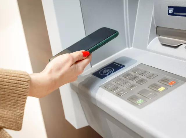 Bankomat zbliżeniowy