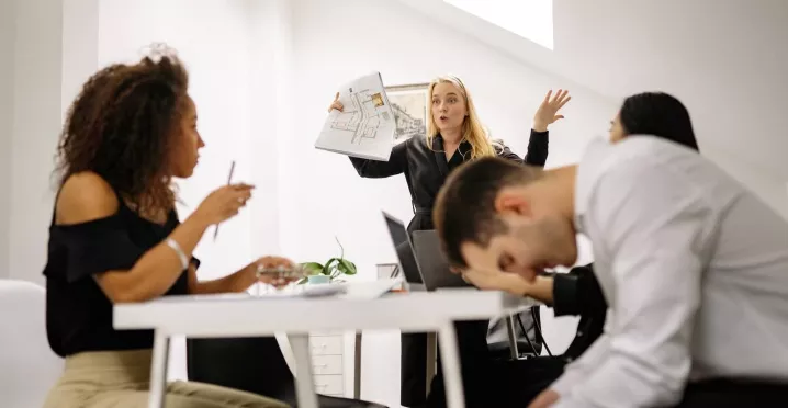 Red alert! Po tym poznasz, że Twoi pracownicy czują się niedocenieni