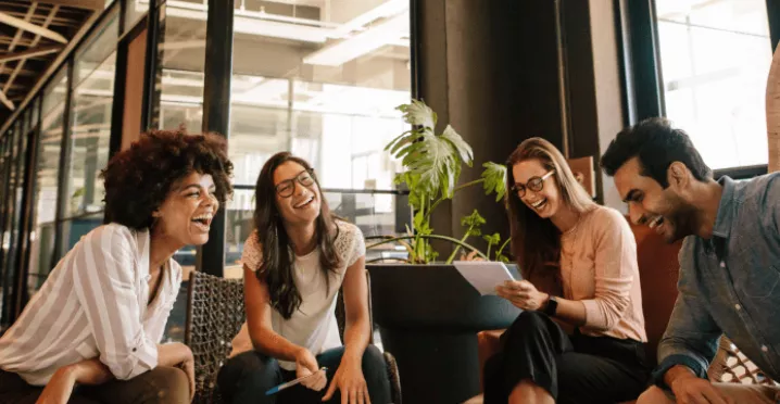 aką Pluxee Nagrodę wybrać_ Sprawdź, kiedy sprawdzi się cyfrowy eVoucher, karta przedpłacona lub kupon!