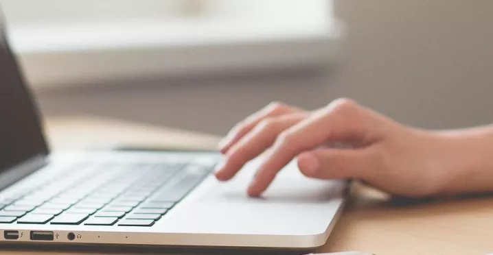 Mobbing w pracy – definicja, przykłady, skutki i rodzaje