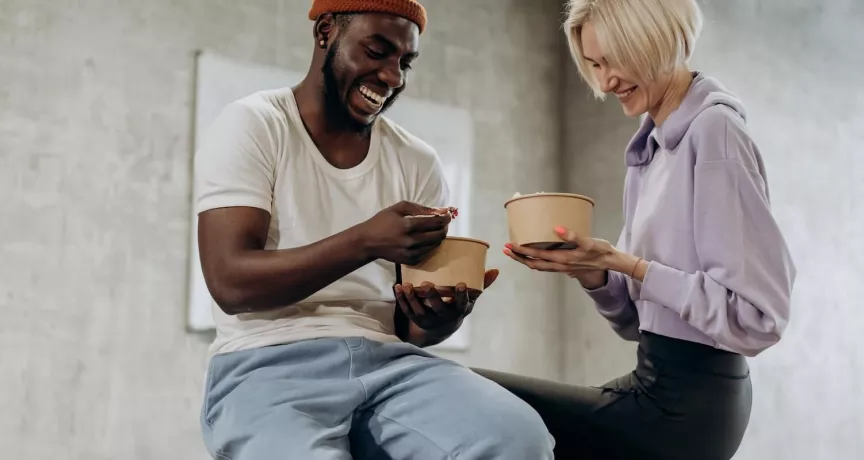 Kiedy i komu przysługują posiłki regeneracyjne?