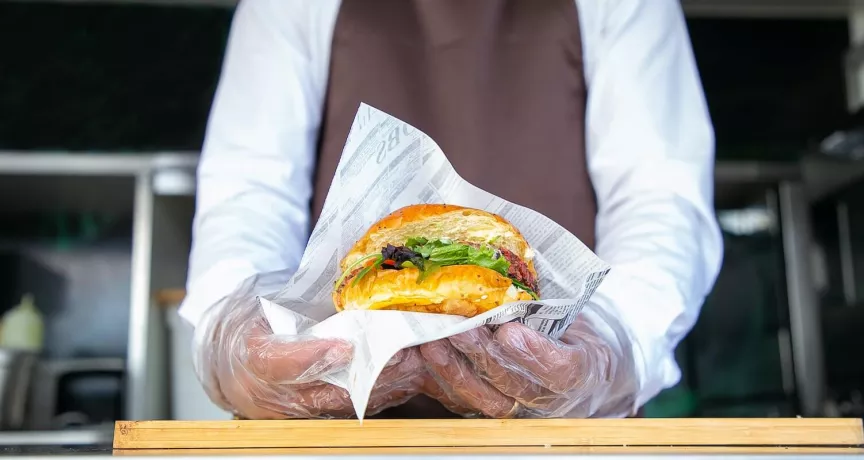 Pluxee Posiłek – nowoczesne kupony żywieniowe