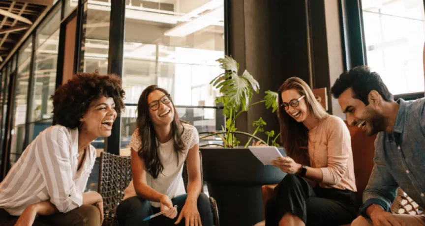 aką Pluxee Nagrodę wybrać_ Sprawdź, kiedy sprawdzi się cyfrowy eVoucher, karta przedpłacona lub kupon!