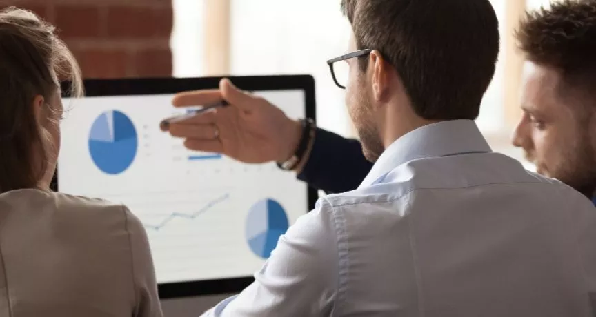 Wskaźnik wydajności pracy – definicja, znaczenie i strategie poprawy wydajności pracowników